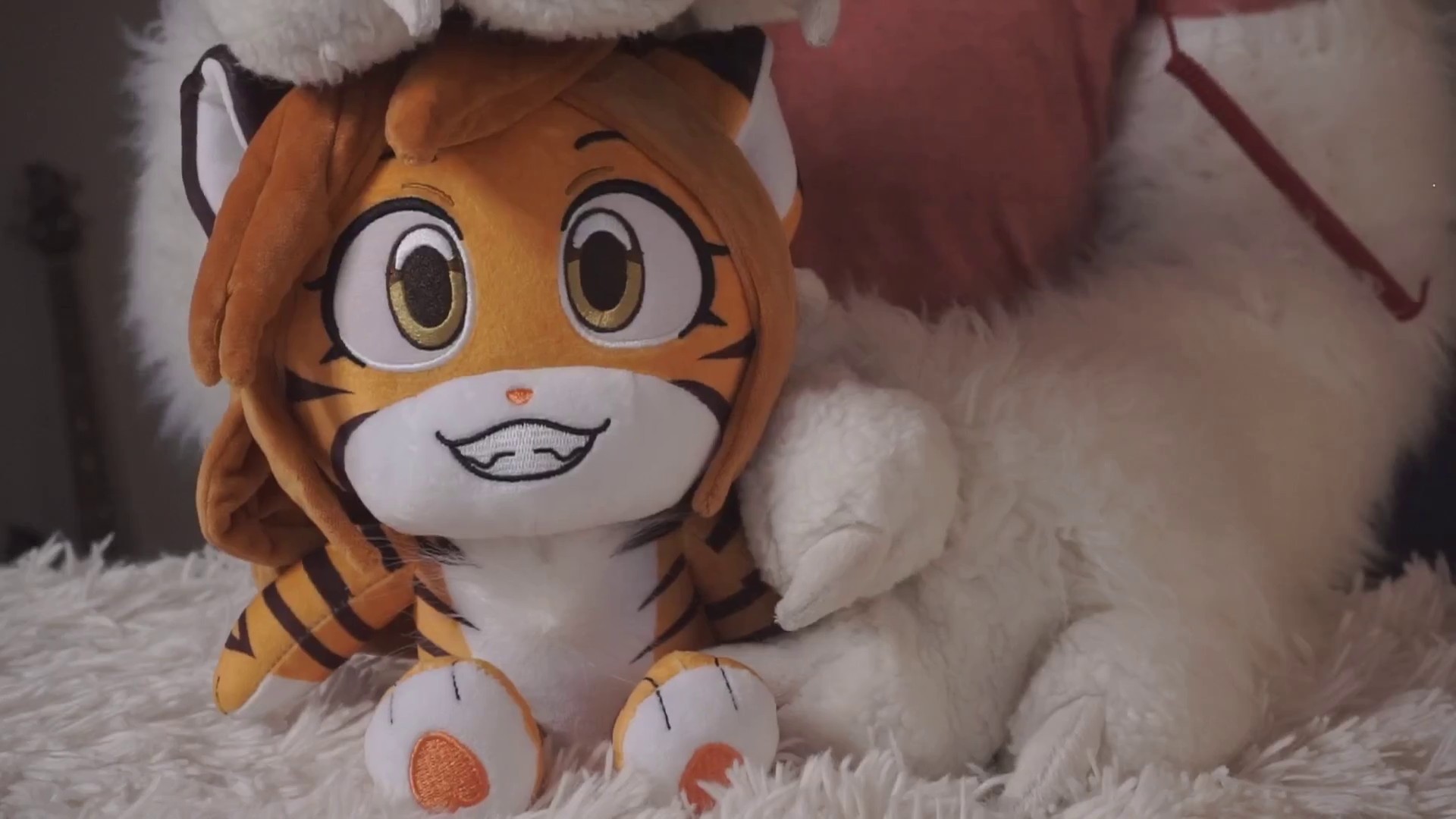 Twokinds Flora Youtooz Plush ASMR!