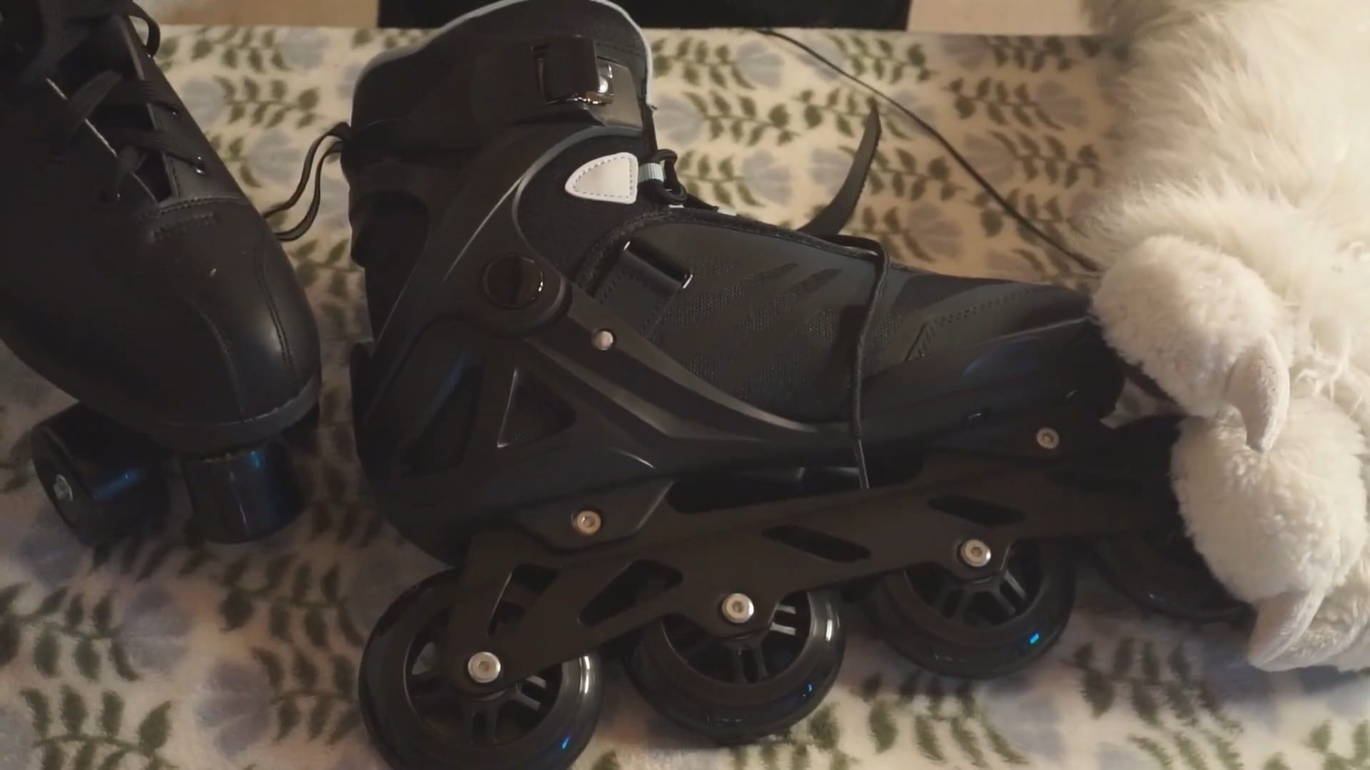 Making ASMR with some Skates! 🛼